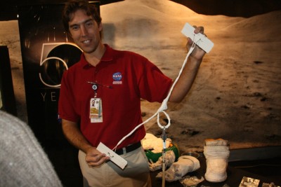 At the World Space Expo 2007 in Kennedy Space Center, a model of the "repair kit" for ISS' solar arrays is demonstrated. Joe from JSC said he flew in yesterday and has assembled the part today from things he quickly got at the local hardware store (of course, in space they use somewhat different material, but you get the idea).
Photo Credit: Rainer Gerhards